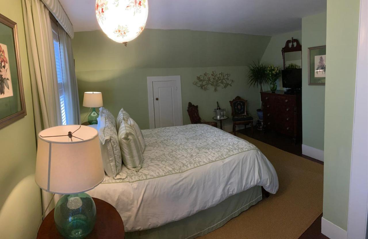 Olde Captains Inn Yarmouth Port Esterno foto
