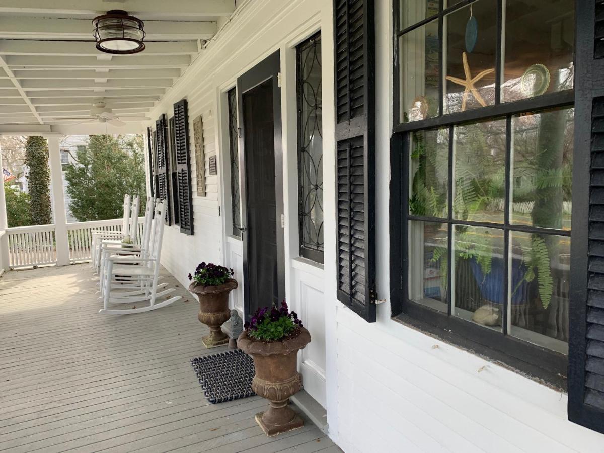 Olde Captains Inn Yarmouth Port Esterno foto